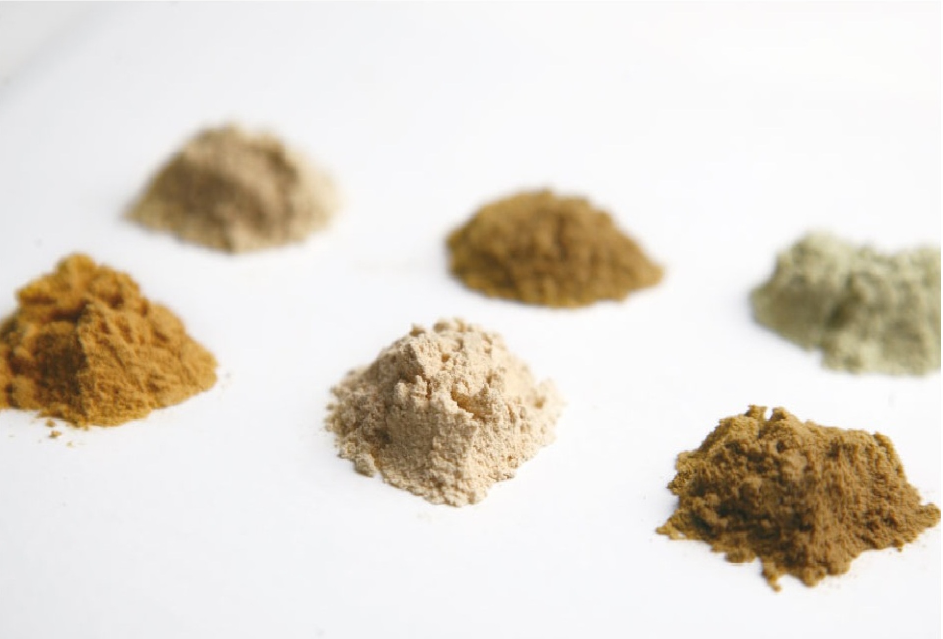 高級抹茶と同じ製法で。添加物不使用のテーブルおだし さささ